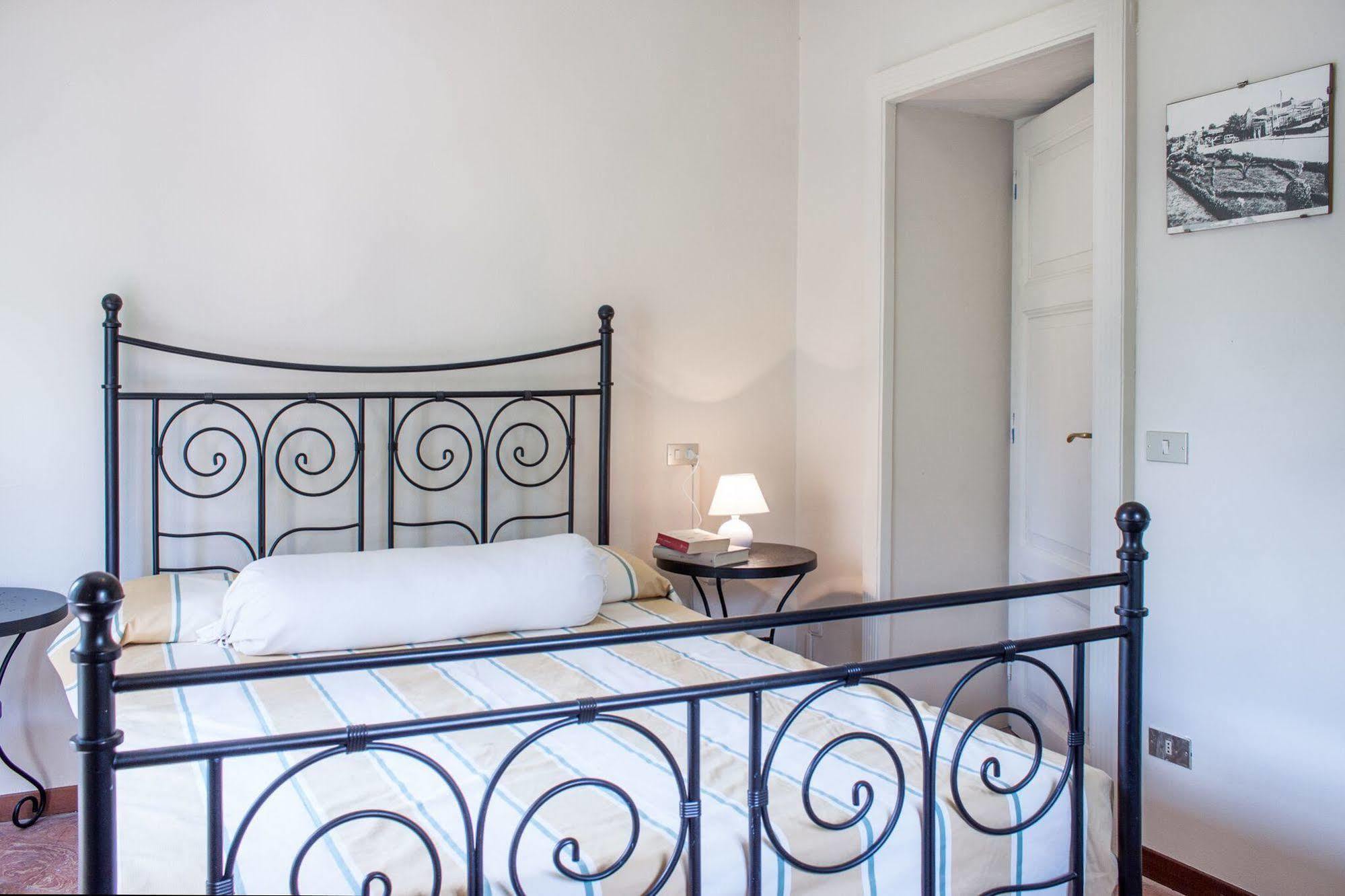 Casa La Viola Blu Bed and Breakfast Cernobbio Eksteriør billede