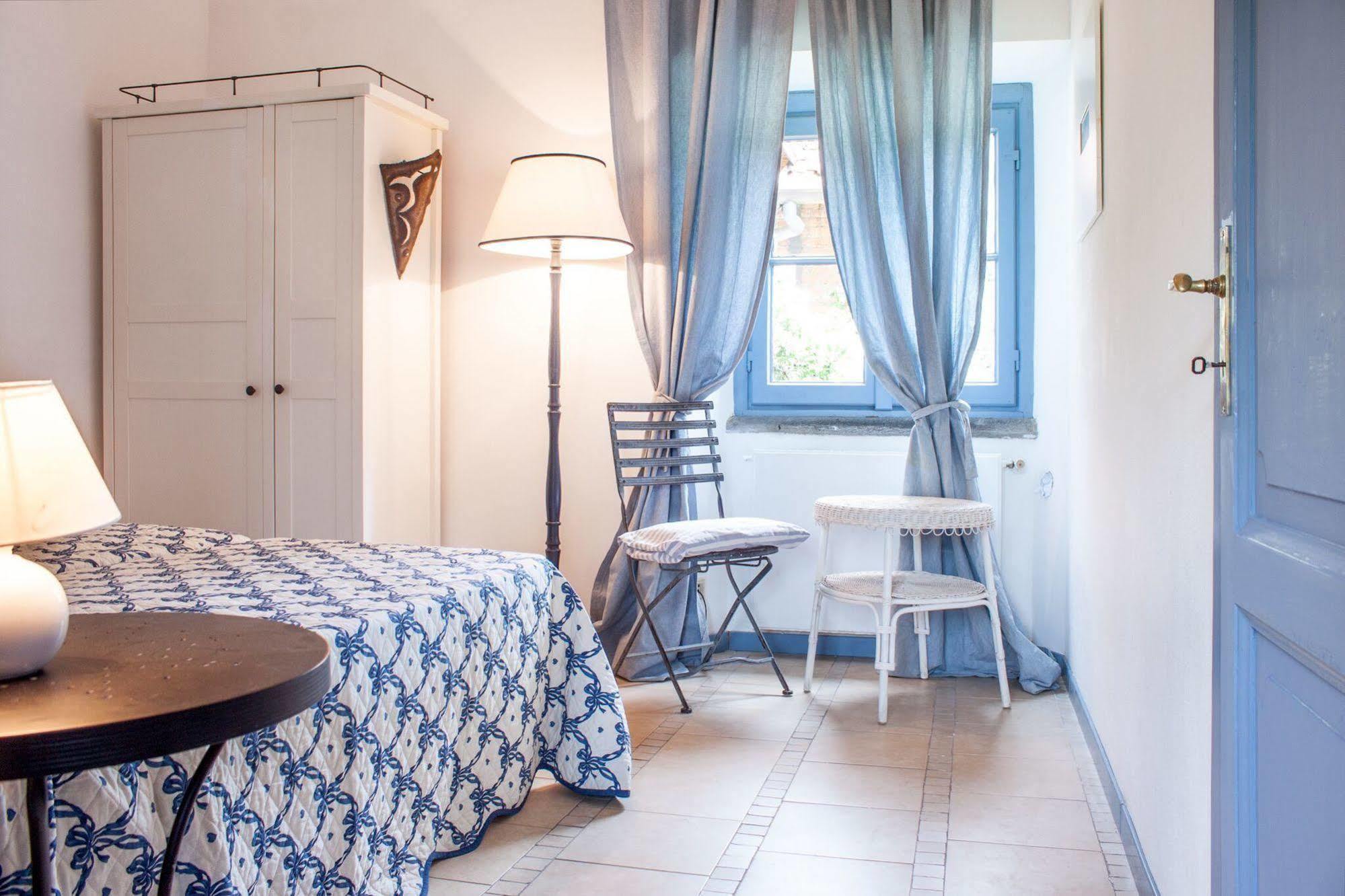Casa La Viola Blu Bed and Breakfast Cernobbio Eksteriør billede